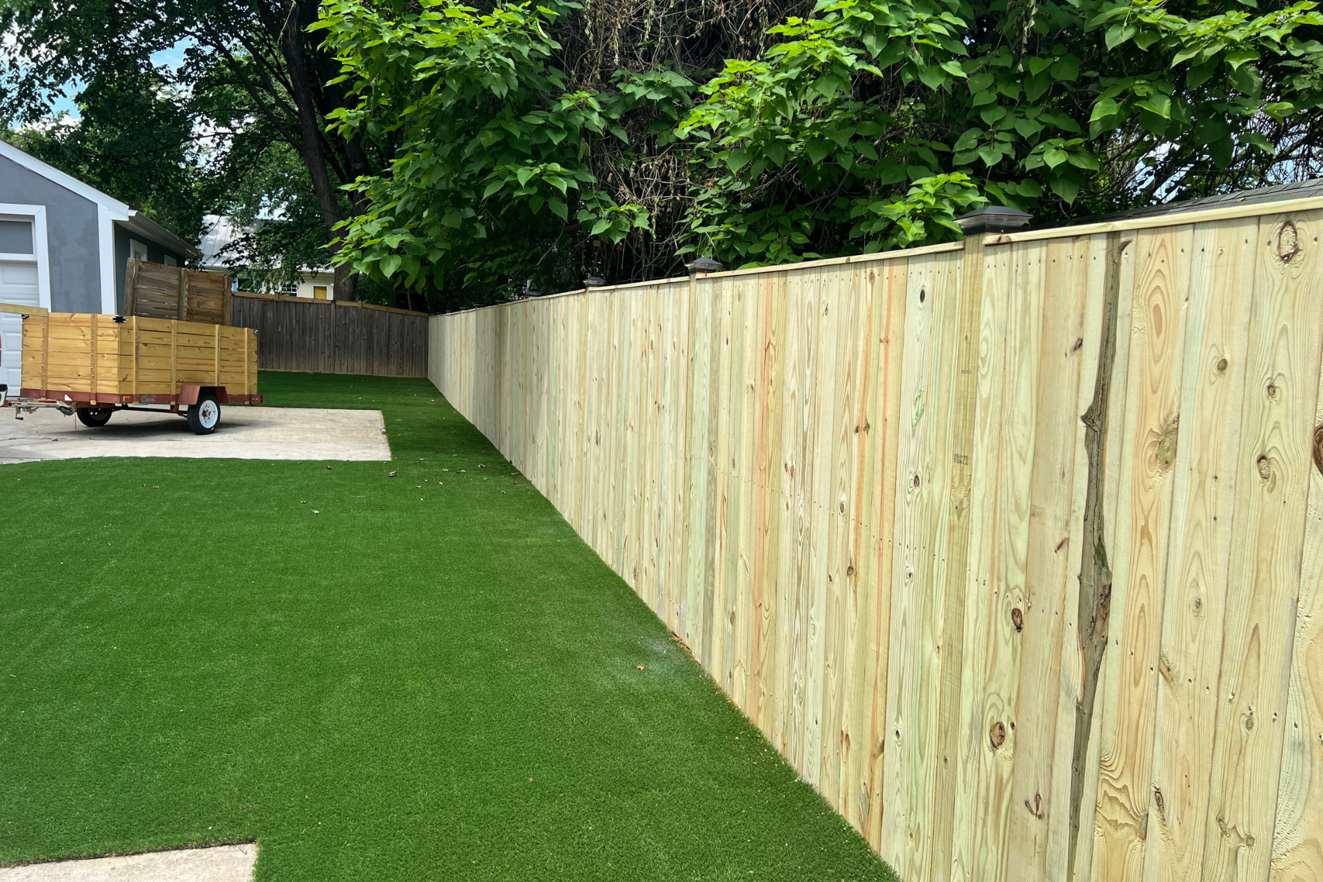 Fencing Service Image